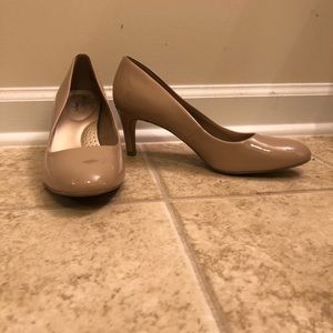 Tan Heels